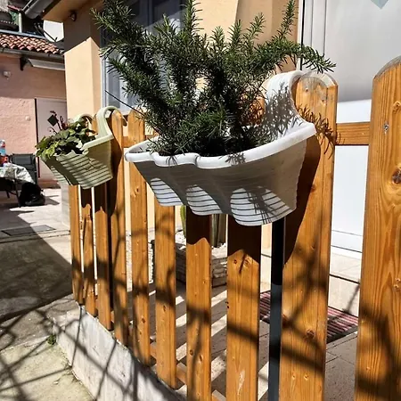 With Parking Space - 26944 Апартаменты Пула