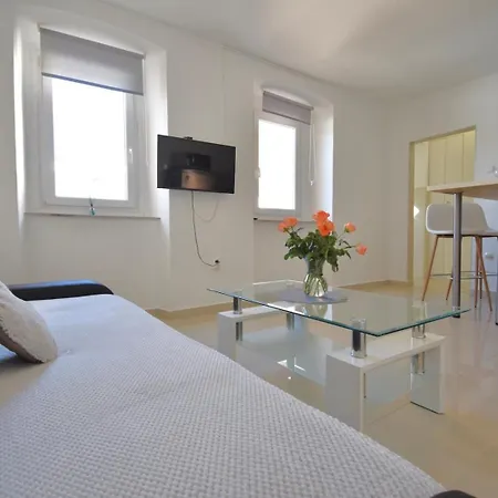 Апартаменты With Parking Space - 26944 *